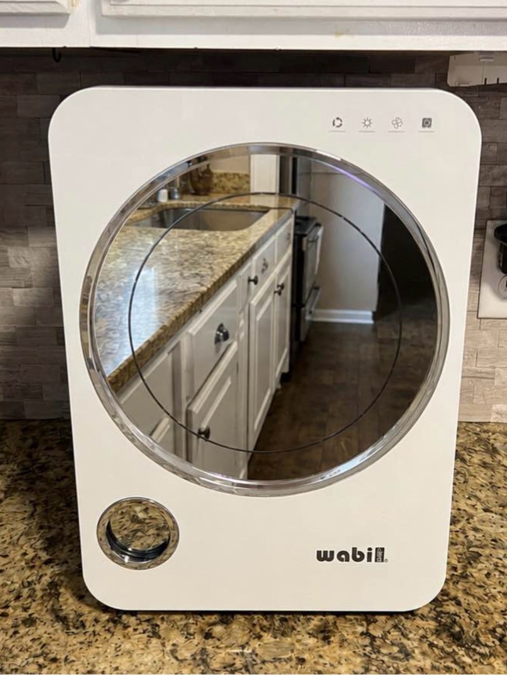 Wabi Baby UV Sterilizer & Dryer Excellent Condition RETAIL IS $300!!!!